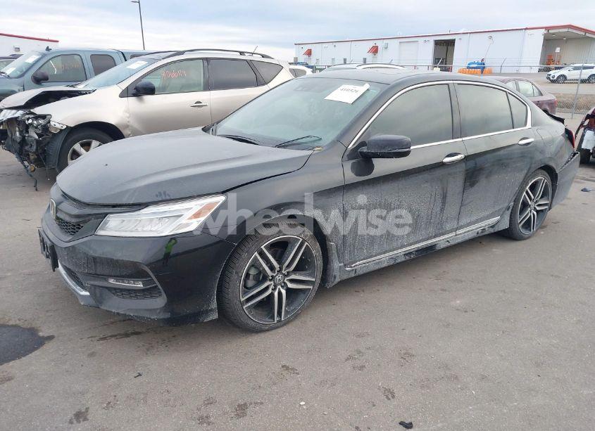 Photo 2 of 2017 Honda Accord TOURING V6 (VIN 1HGCR3F93HA037366)