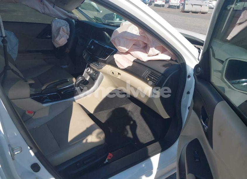 Photo 5 of 2013 Honda Accord TOURING (VIN 1HGCR3F94DA005505)