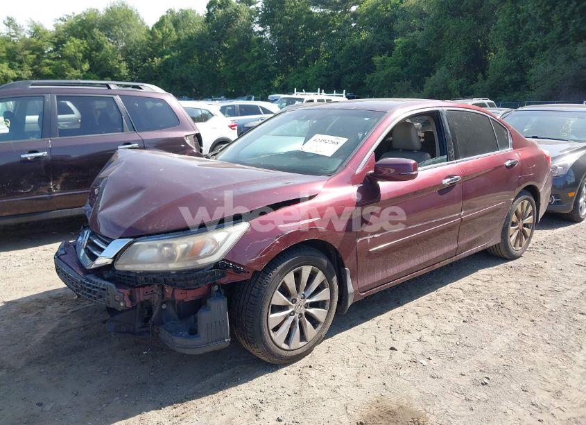 Photo 2 of 2013 Honda Accord TOURING (VIN 1HGCR3F94DA026838)