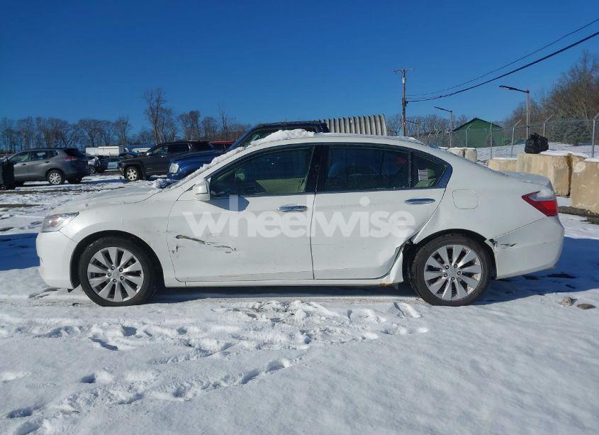 Photo 14 of 2013 Honda Accord TOURING (VIN 1HGCR3F94DA037287)