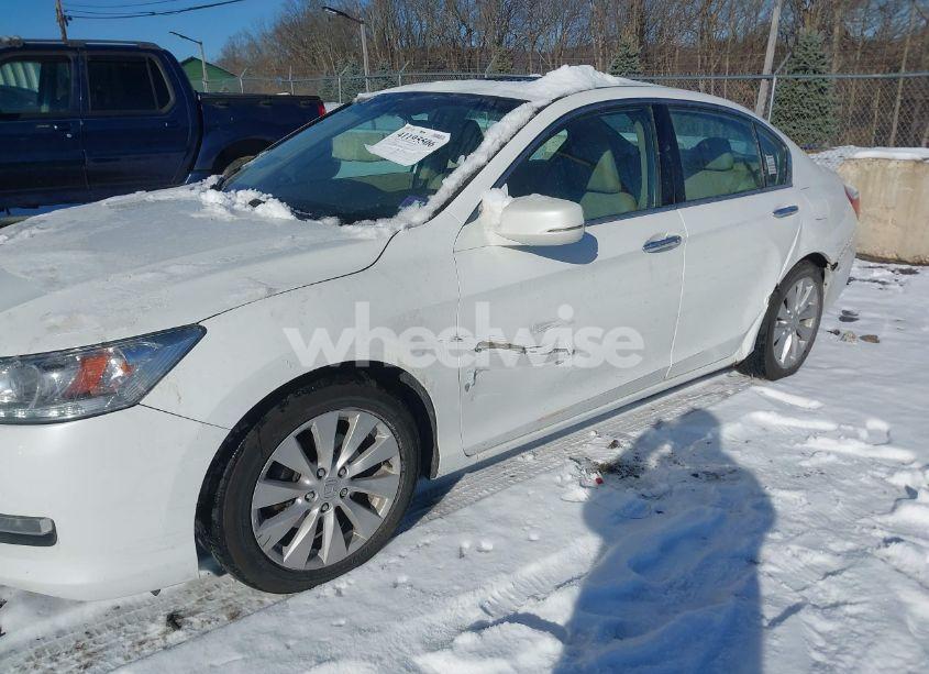 Photo 6 of 2013 Honda Accord TOURING (VIN 1HGCR3F94DA037287)