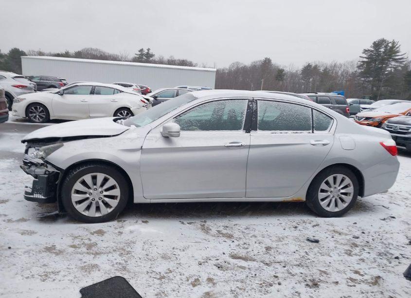 Photo 15 of 2013 Honda Accord TOURING (VIN 1HGCR3F94DA041310)