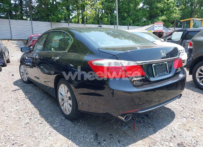 Photo 3 of 2014 Honda Accord TOURING (VIN 1HGCR3F94EA000645)