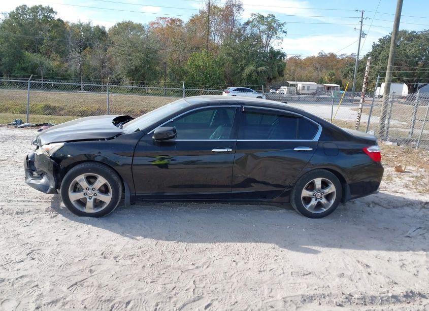 Photo 13 of 2015 Honda Accord TOURING (VIN 1HGCR3F94FA002154)