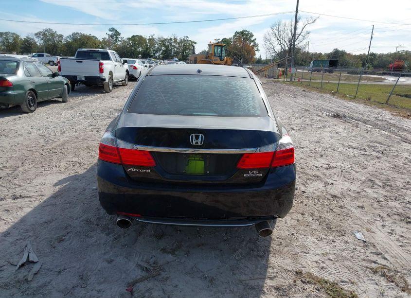 Photo 15 of 2015 Honda Accord TOURING (VIN 1HGCR3F94FA002154)