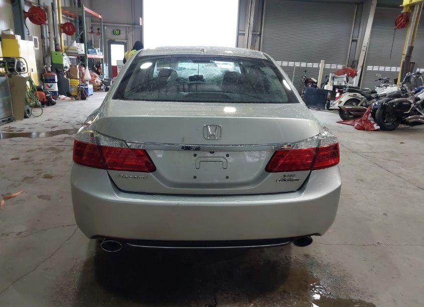 Photo 17 of 2015 Honda Accord TOURING (VIN 1HGCR3F94FA024736)