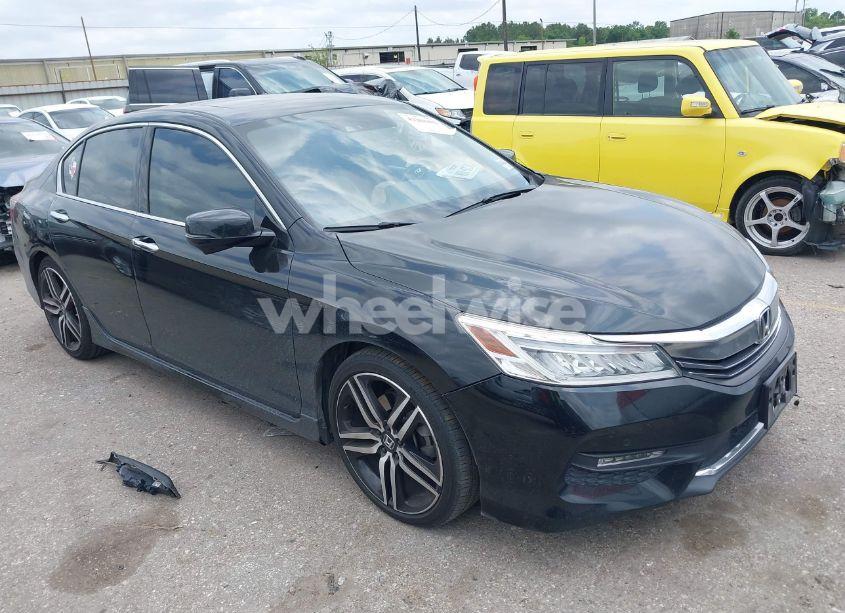 2016 Honda Accord TOURING (VIN 1HGCR3F94GA004410) main photo
