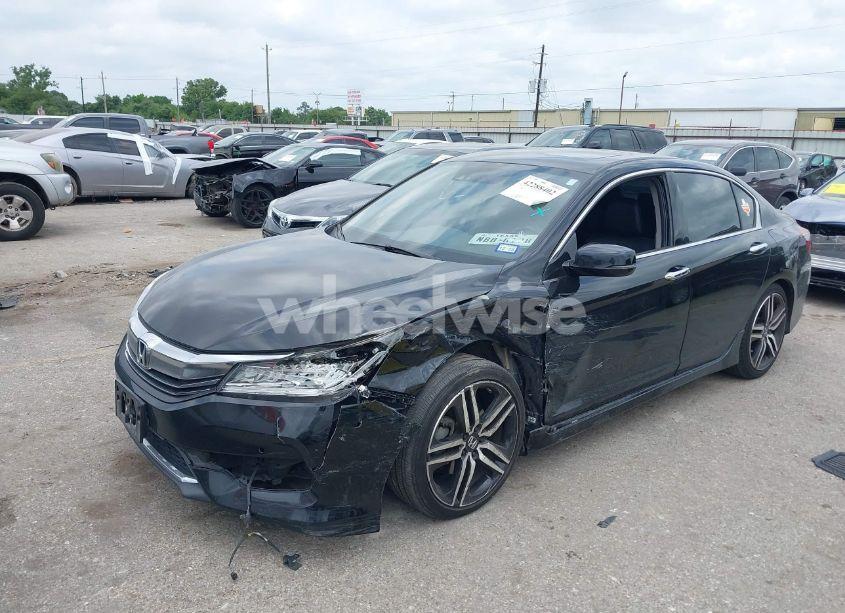 Photo 2 of 2016 Honda Accord TOURING (VIN 1HGCR3F94GA004410)