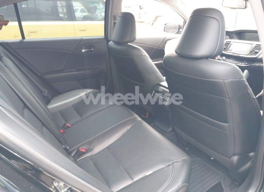 Photo 8 of 2016 Honda Accord TOURING (VIN 1HGCR3F94GA004410)