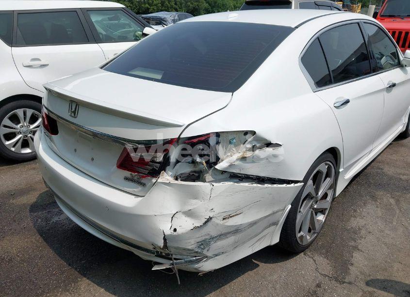 Photo 6 of 2017 Honda Accord TOURING V6 (VIN 1HGCR3F94HA019801)