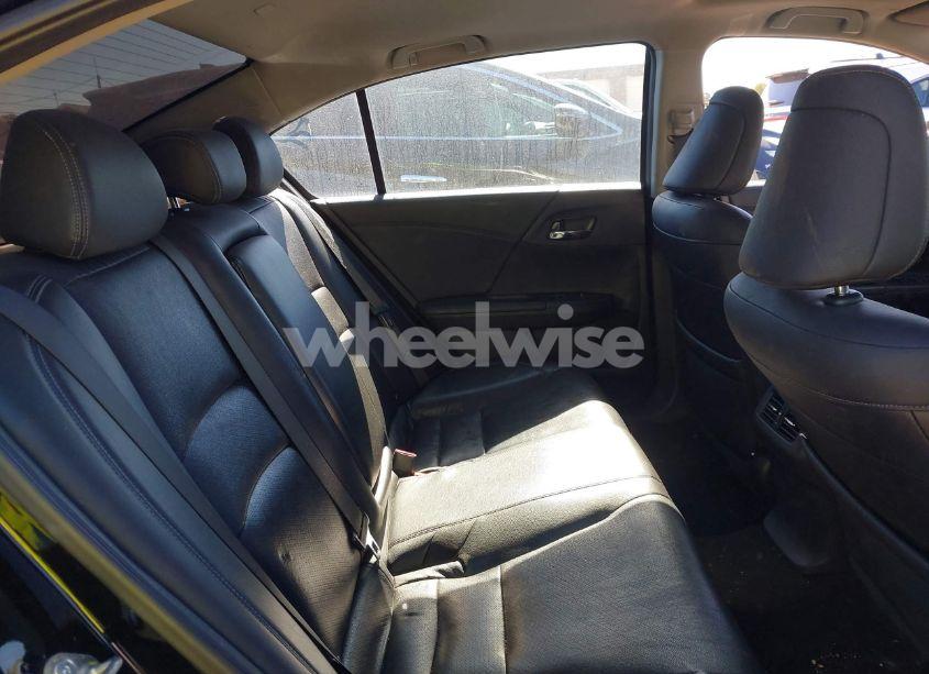 Photo 8 of 2017 Honda Accord TOURING V6 (VIN 1HGCR3F94HA028322)