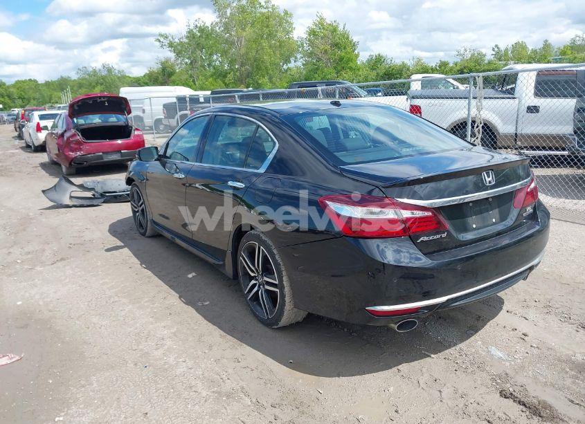 Photo 3 of 2017 Honda Accord TOURING V6 (VIN 1HGCR3F94HA041071)