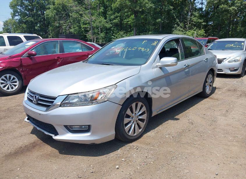 Photo 2 of 2013 Honda Accord TOURING (VIN 1HGCR3F95DA041302)