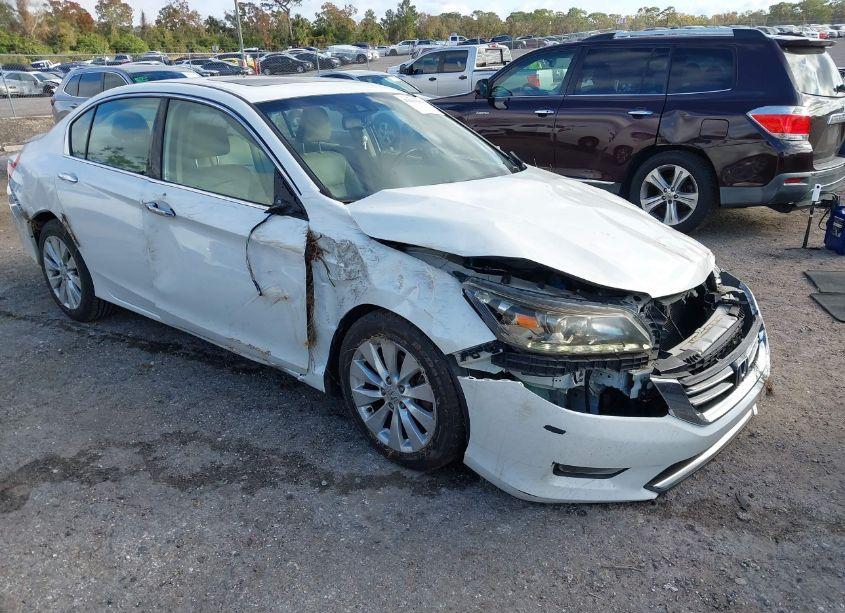 2014 Honda Accord TOURING (VIN 1HGCR3F95EA013064) main photo