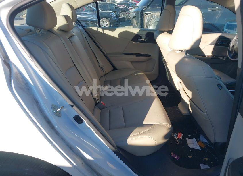 Photo 8 of 2015 Honda Accord TOURING (VIN 1HGCR3F95FA030836)