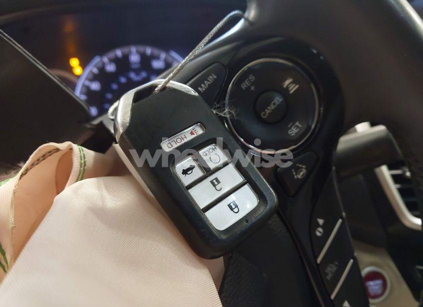 Photo 11 of 2016 Honda Accord TOURING (VIN 1HGCR3F95GA012841)