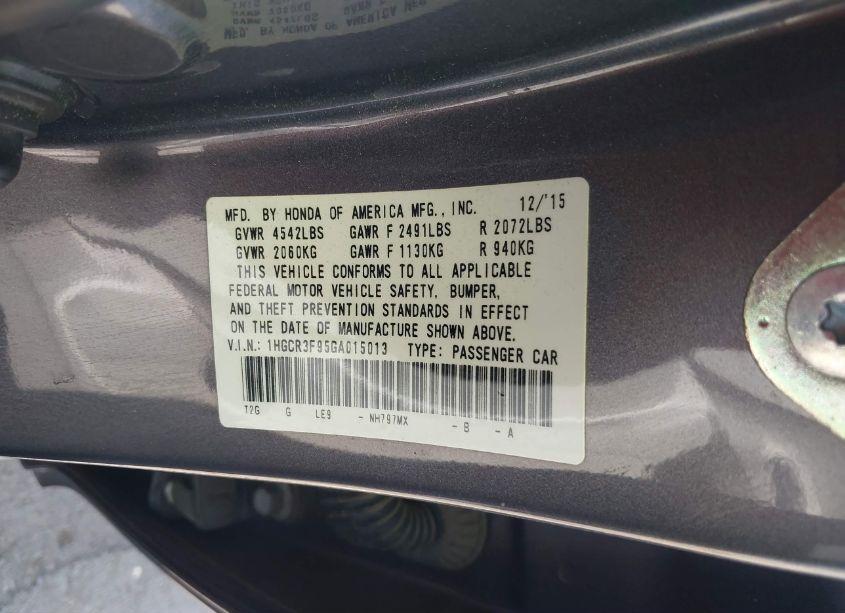 Photo 8 of 2016 Honda Accord TOURING (VIN 1HGCR3F95GA015013)