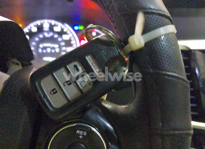 Photo 11 of 2016 Honda Accord TOURING (VIN 1HGCR3F96GA034170)