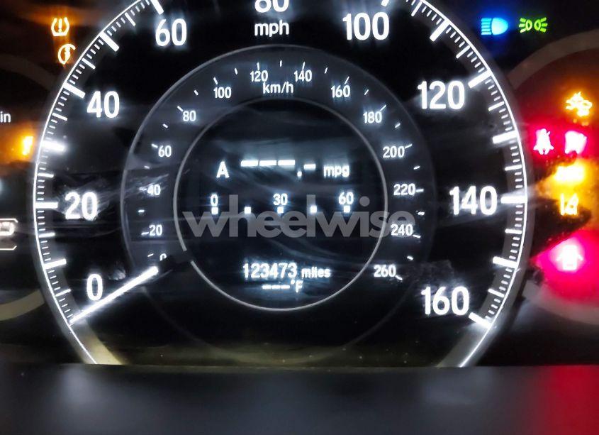 Photo 15 of 2016 Honda Accord TOURING (VIN 1HGCR3F96GA034170)