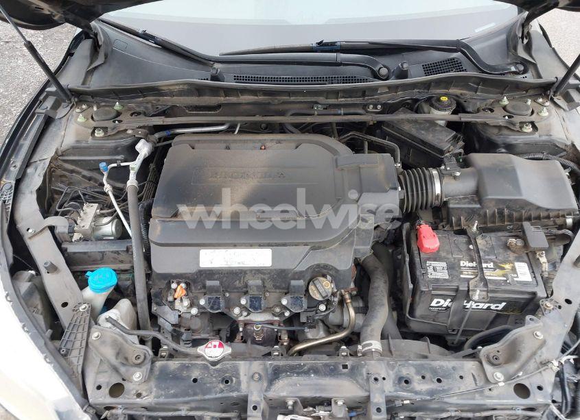 Photo 10 of 2013 Honda Accord TOURING (VIN 1HGCR3F97DA046386)