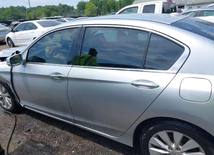 Photo 15 of 2014 Honda Accord TOURING (VIN 1HGCR3F97EA025832)