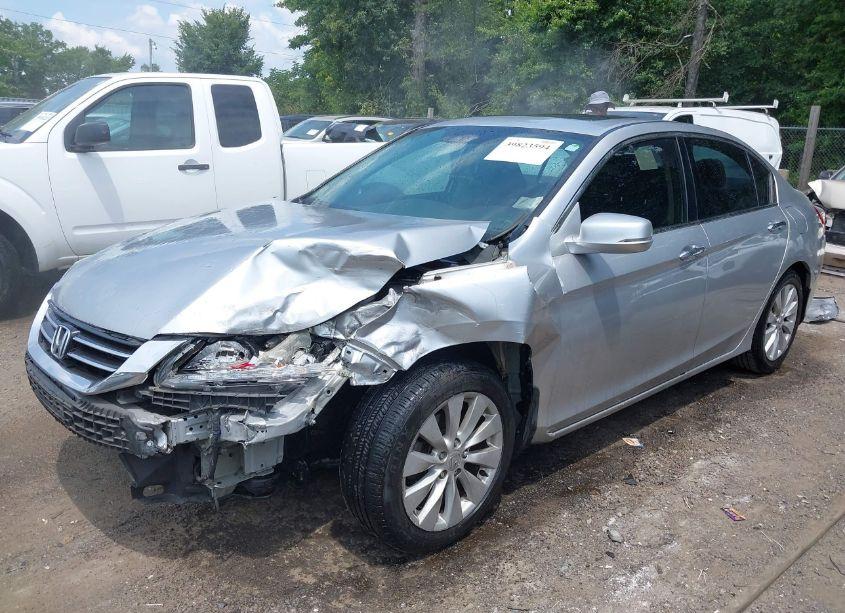 Photo 2 of 2014 Honda Accord TOURING (VIN 1HGCR3F97EA025832)