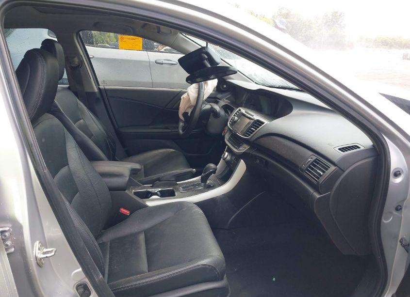 Photo 5 of 2014 Honda Accord TOURING (VIN 1HGCR3F97EA025832)