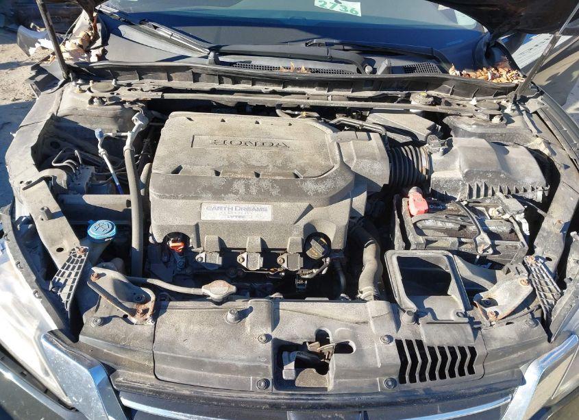 Photo 10 of 2014 Honda Accord TOURING (VIN 1HGCR3F97EA032358)