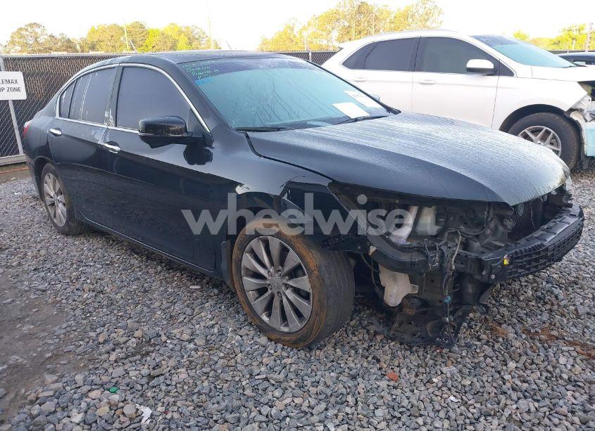 2015 Honda Accord TOURING (VIN 1HGCR3F97FA024987) main photo