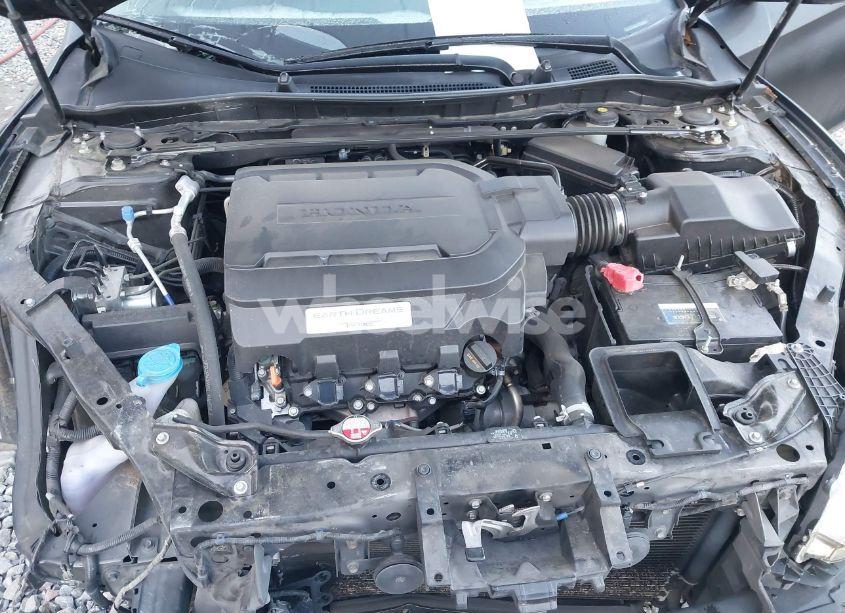Photo 10 of 2015 Honda Accord TOURING (VIN 1HGCR3F97FA024987)