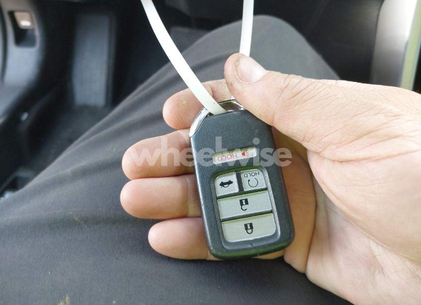 Photo 11 of 2016 Honda Accord TOURING (VIN 1HGCR3F97GA015854)