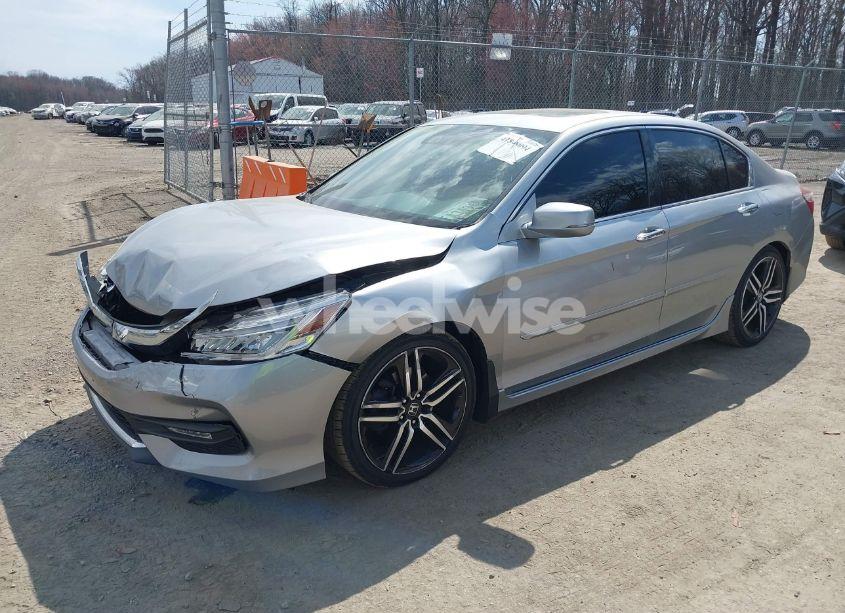 Photo 2 of 2016 Honda Accord TOURING (VIN 1HGCR3F97GA015854)