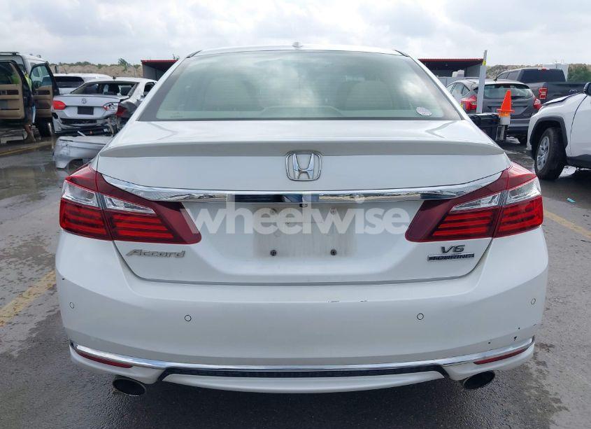 Photo 16 of 2016 Honda Accord TOURING (VIN 1HGCR3F97GA029298)