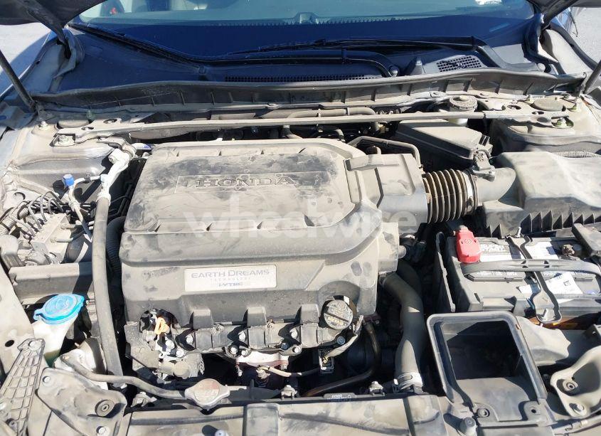 Photo 10 of 2017 Honda Accord TOURING V6 (VIN 1HGCR3F97HA030310)