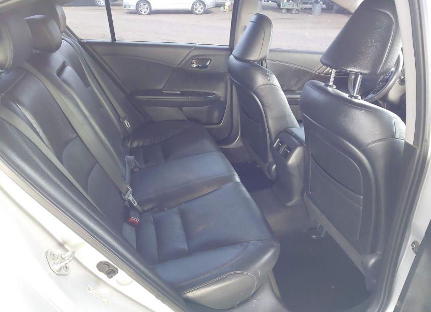 Photo 8 of 2013 Honda Accord TOURING (VIN 1HGCR3F98DA031590)