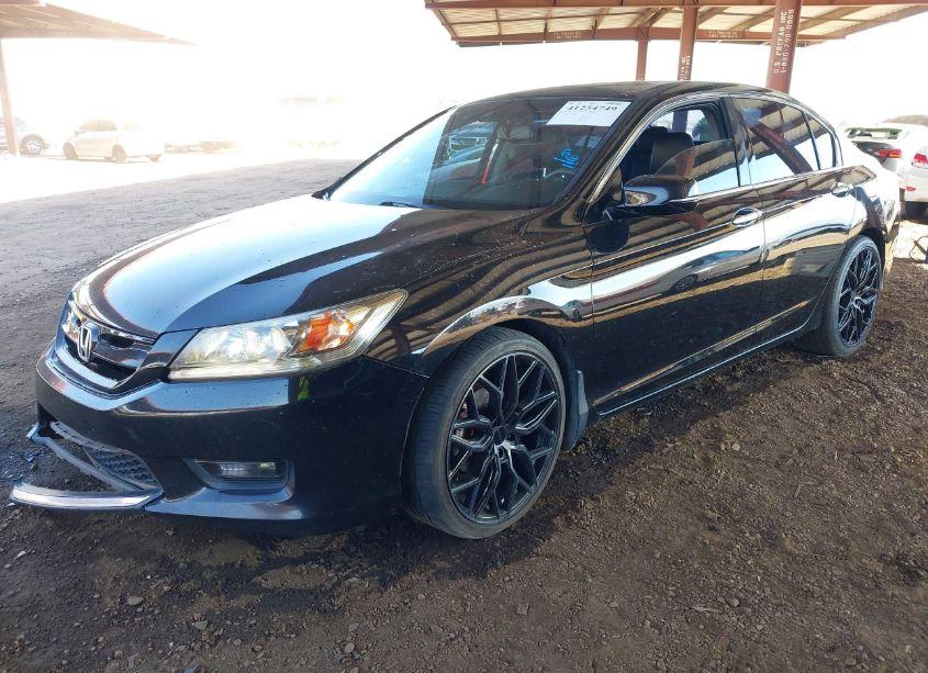 Photo 2 of 2014 Honda Accord TOURING (VIN 1HGCR3F98EA000650)