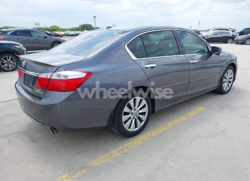 Photo 4 of 2014 Honda Accord TOURING (VIN 1HGCR3F98EA006786)