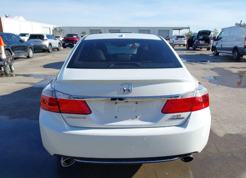 Photo 16 of 2015 Honda Accord TOURING (VIN 1HGCR3F98FA030751)