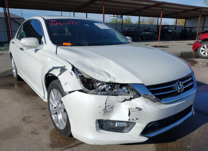 Photo 6 of 2015 Honda Accord TOURING (VIN 1HGCR3F98FA030751)