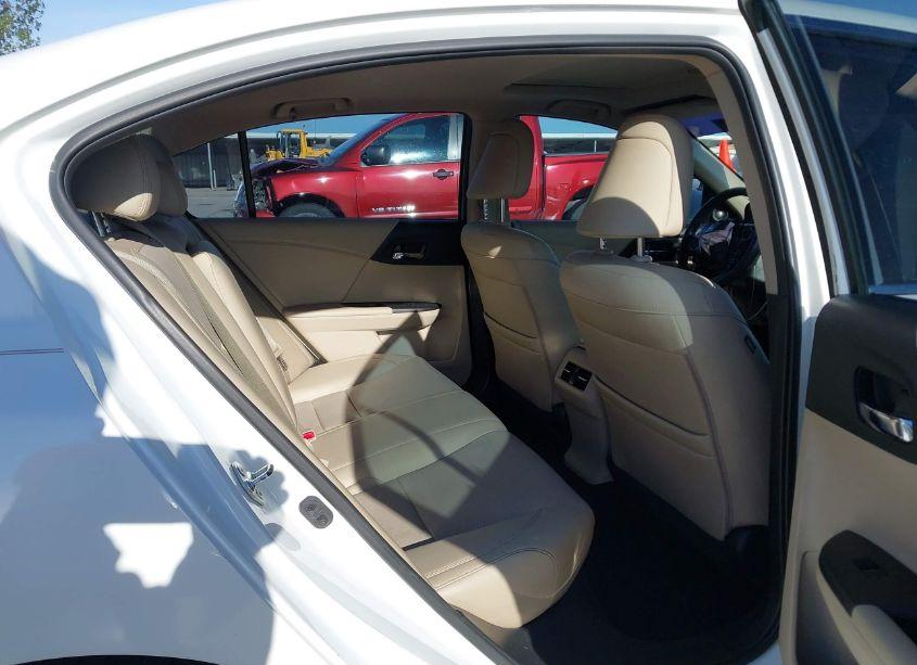 Photo 8 of 2015 Honda Accord TOURING (VIN 1HGCR3F98FA030751)
