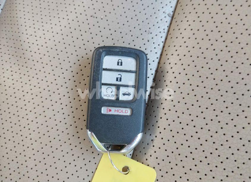 Photo 11 of 2016 Honda Accord TOURING (VIN 1HGCR3F98GA006077)