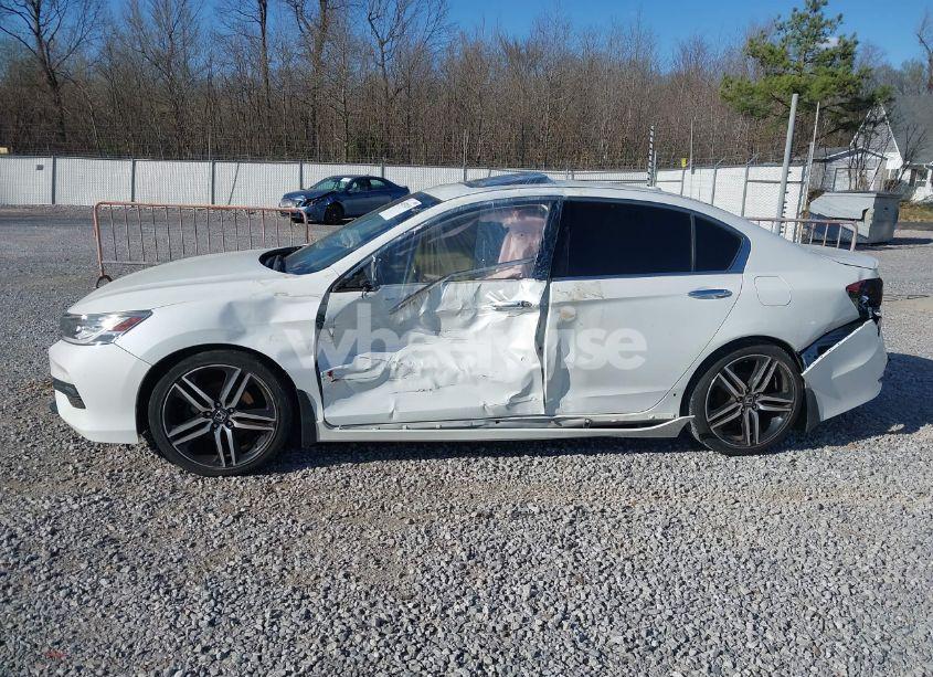 Photo 15 of 2016 Honda Accord TOURING (VIN 1HGCR3F98GA006077)