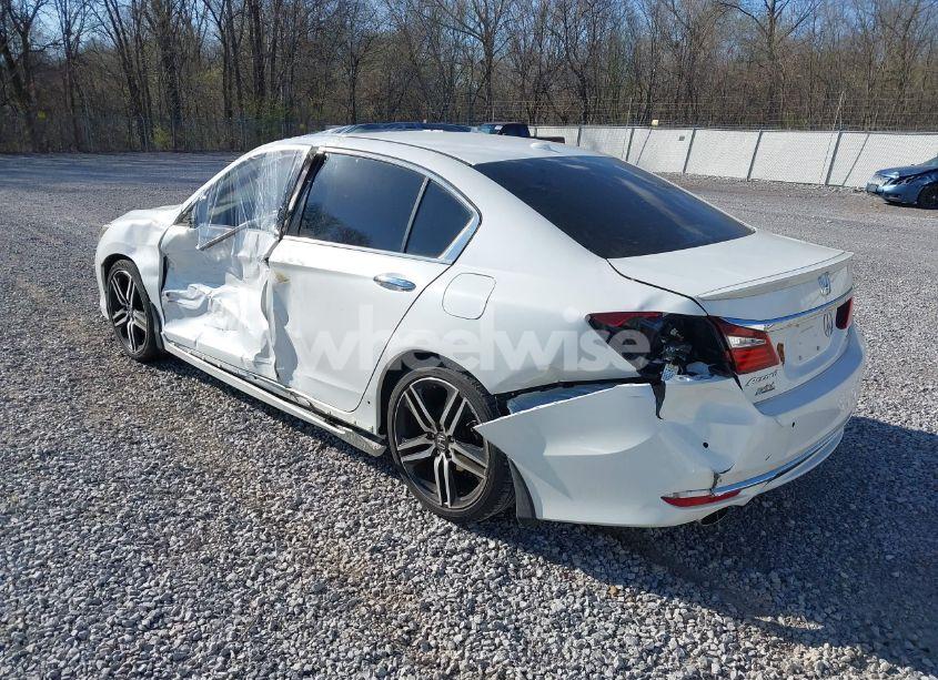 Photo 3 of 2016 Honda Accord TOURING (VIN 1HGCR3F98GA006077)