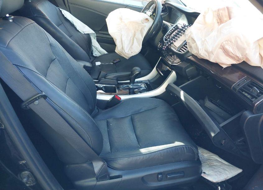 Photo 5 of 2016 Honda Accord TOURING (VIN 1HGCR3F98GA028242)