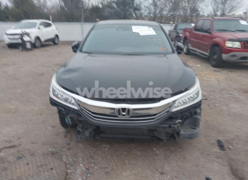 Photo 12 of 2016 Honda Accord TOURING (VIN 1HGCR3F98GA031240)