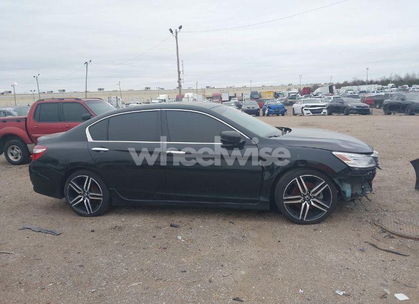 Photo 13 of 2016 Honda Accord TOURING (VIN 1HGCR3F98GA031240)