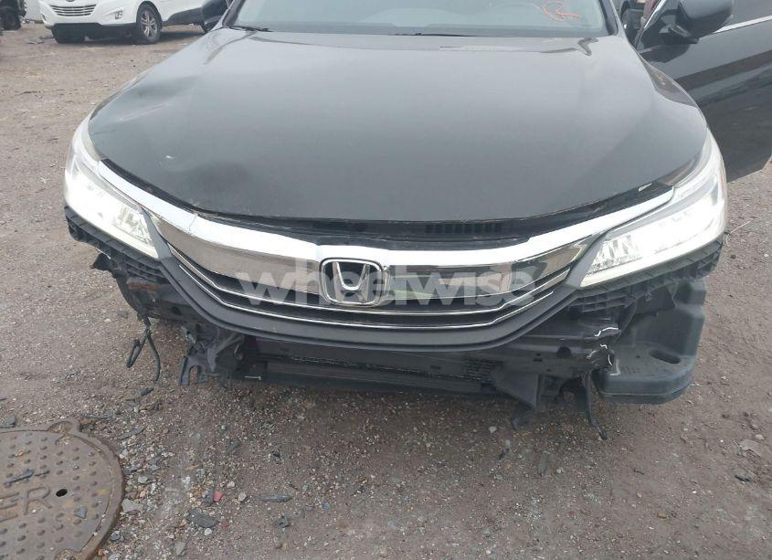 Photo 6 of 2016 Honda Accord TOURING (VIN 1HGCR3F98GA031240)