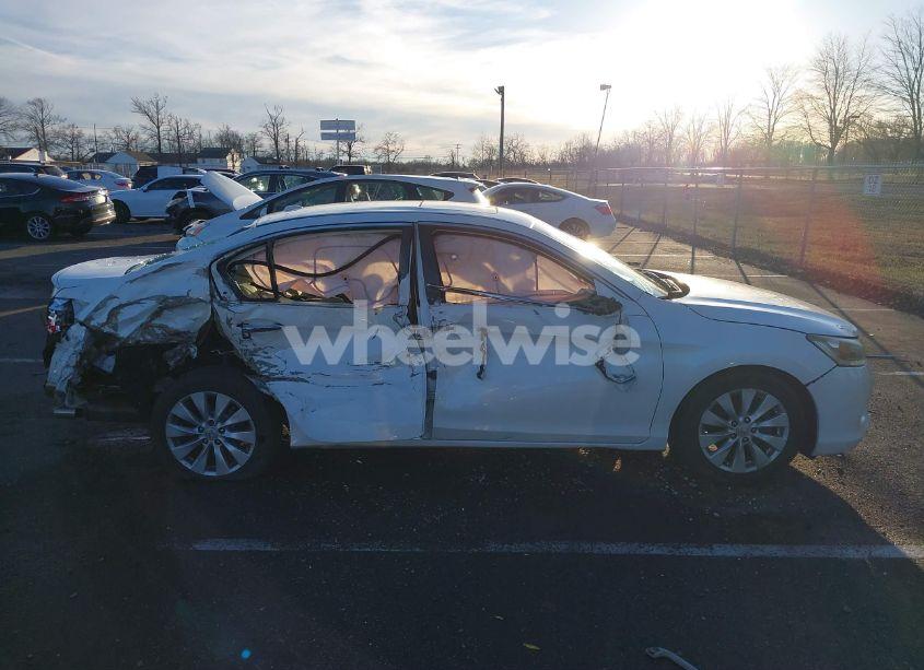 Photo 13 of 2013 Honda Accord TOURING (VIN 1HGCR3F99DA011591)