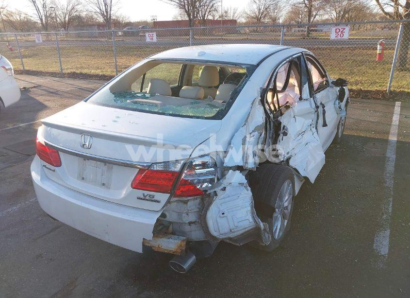Photo 4 of 2013 Honda Accord TOURING (VIN 1HGCR3F99DA011591)