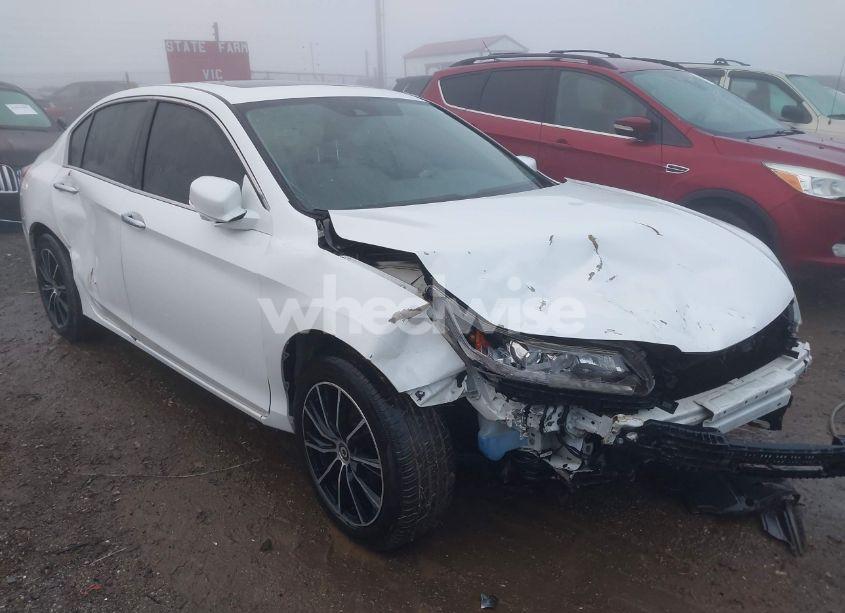 2015 Honda Accord TOURING (VIN 1HGCR3F99FA035537) main photo